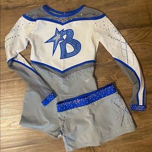 Varsity youth large cheer uniform
